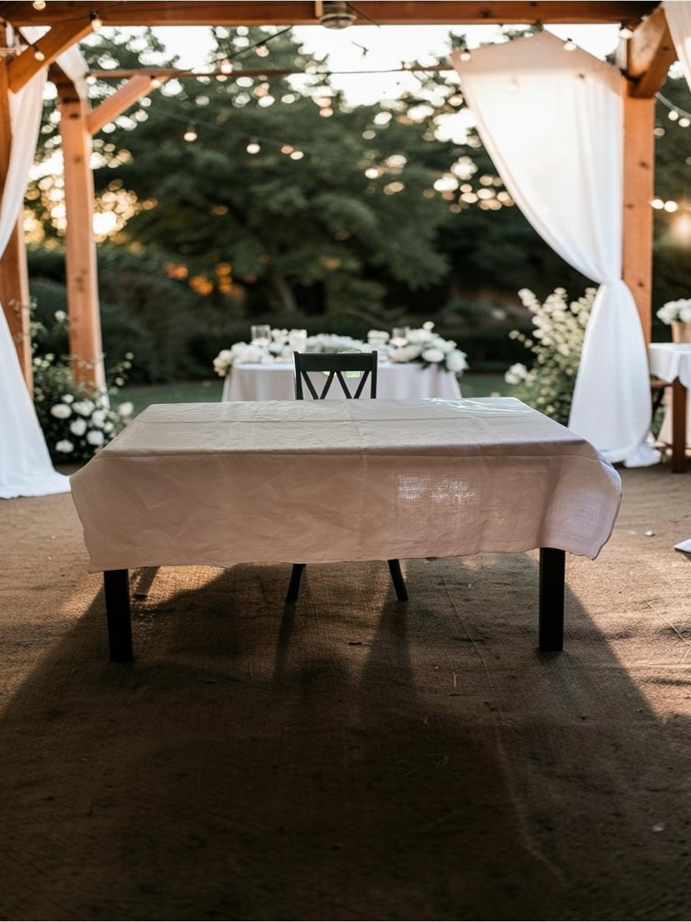 VINTAGE LINEN WHITE ON WHITE DAMASK TABLECLOTH OLD WORLD QUALITY 70”W x 84”L